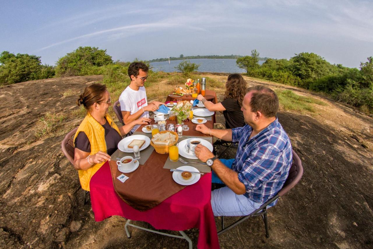 Athgira River Camping - Udawalawe Zewnętrze zdjęcie