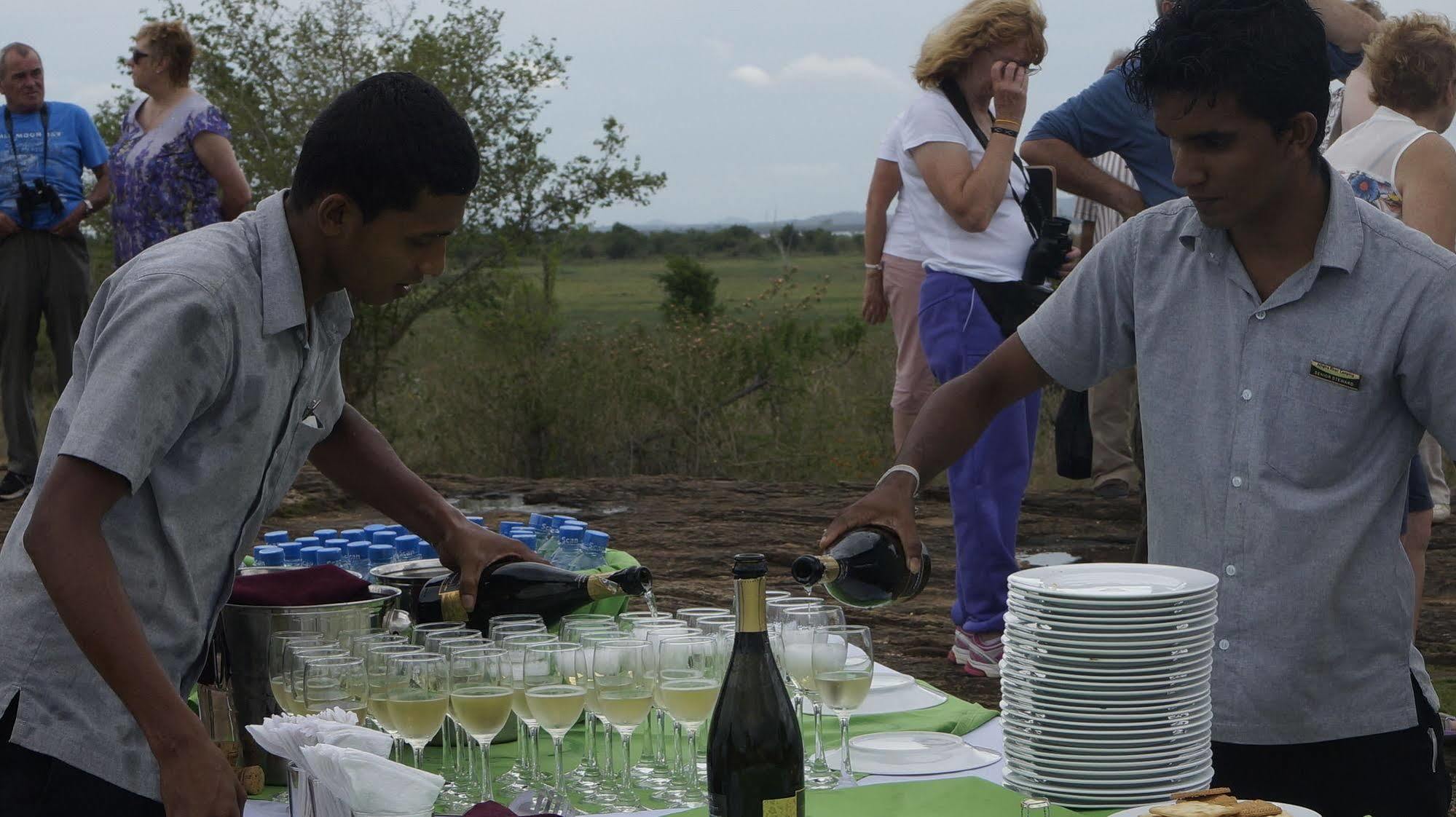 Athgira River Camping - Udawalawe Zewnętrze zdjęcie